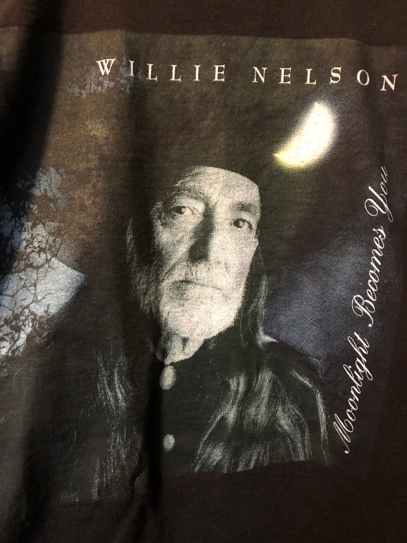 L Large Willie Nelson t shirt 1994 Tour Moonlight Becomes You
