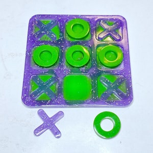 Resin Tic Tac Toe Game: Custom Color Board Game, Coffee Table Decor
