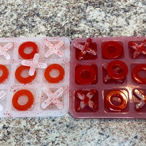 Blood Splatter Tic Tac Toe Game, Board Game, Game Night, Travel Game, Coffee Table Game,Family Games, Puzzle Game, Spooky Game, Halloween