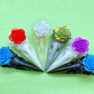 Resin Raven Skull Rose Paperweight: Gothic Desk Decor
