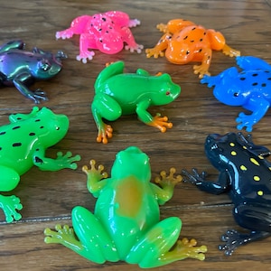 Resin Frog, Tree Frog, Dart Frog, Garden Frog, Frog Gift, Garden Ornament, Frog Statue, Amphibian, Froggies, Nature Lover, Fairy Garden
