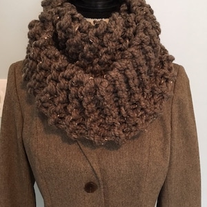 Claire&#39;s cowl, Return to Inverness cowl, Outlander cowl, chunky knit scarf, Sassenach cowl, infinity scarf
