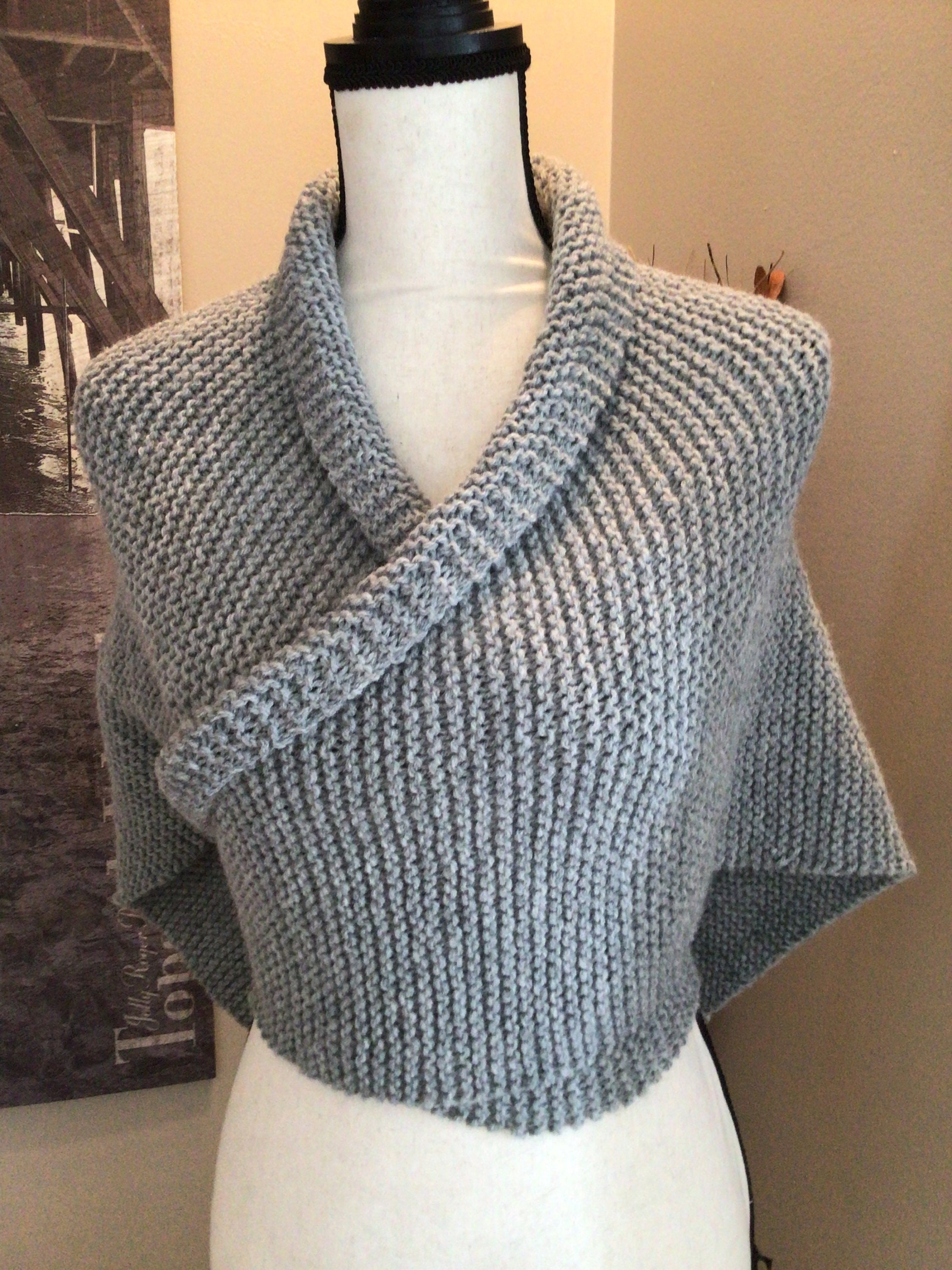 Outlander Season Six Gray Work Shawl, Claire's Work Shawl