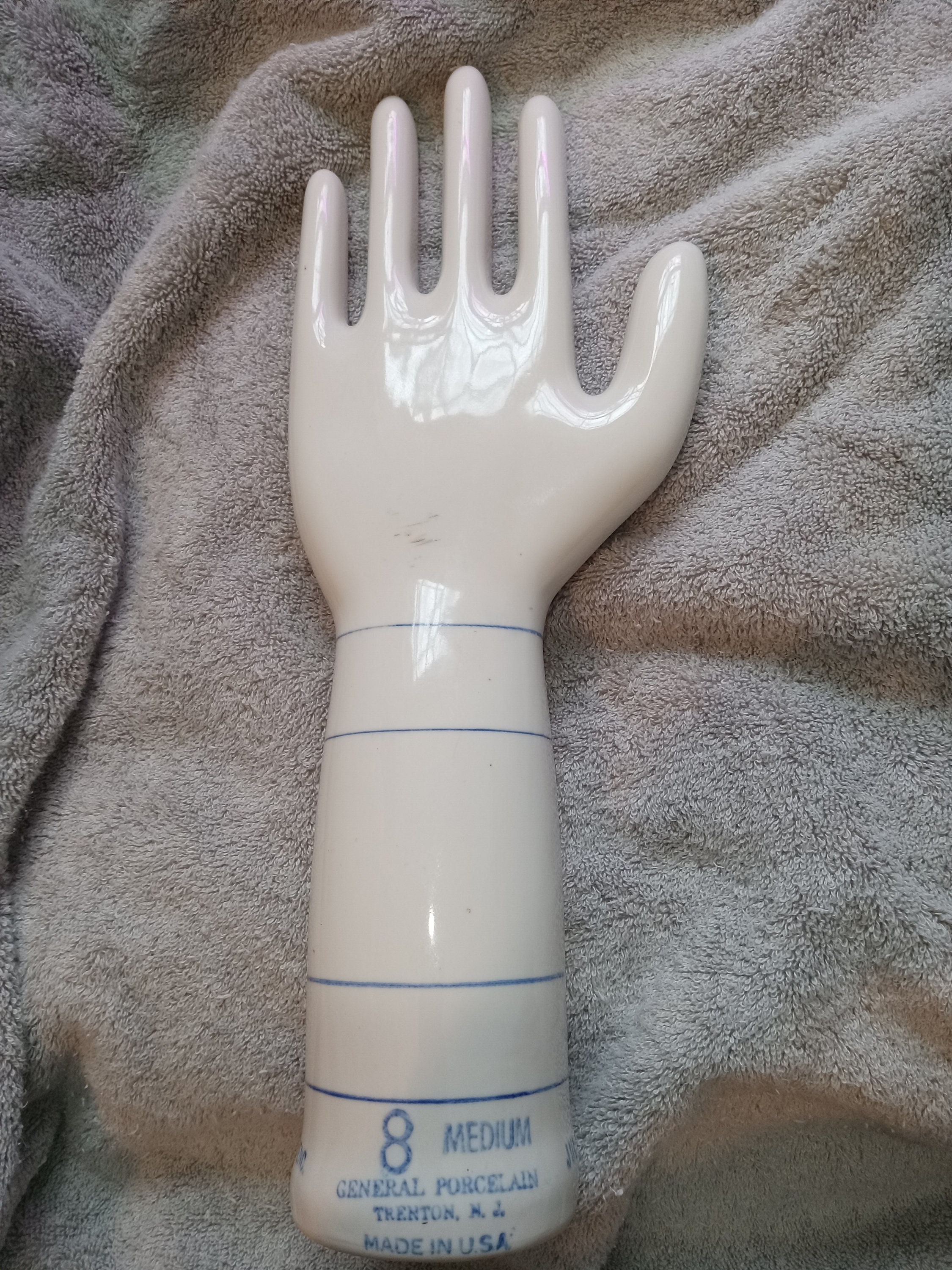 Vintage Hall China E Liverpool Ohio Hand Mold for Gloves Jewelry 14 in –  Shop Cool Vintage Decor