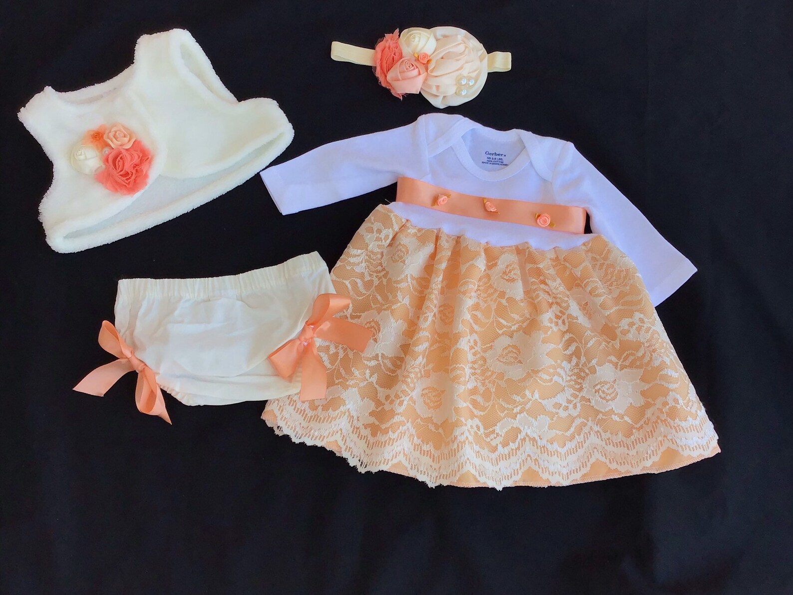 4 PIECES. Newborn Baby Dress. Outfit. Lace Baby Etsy