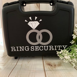 Porte-documents de sécurité RING uniquement - PRÊT à EXPÉDIER - Les lunettes de soleil Ring Bearer sont en supplément
