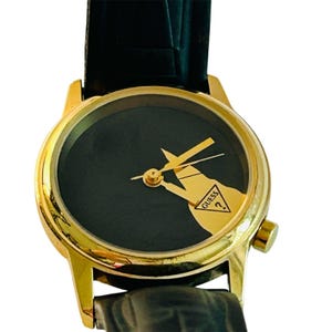 Vintage Guess Watch Womens Gold Tone Black Band Dial Needs Battery 1993