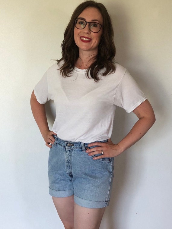 short mom fit high waist