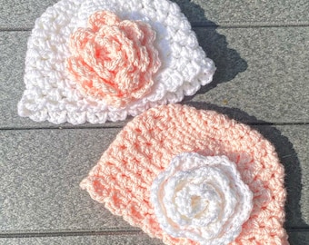 Patrón de gorro de bebé con flores a crochet: Gorro bohemio fácil (PDF descargable)