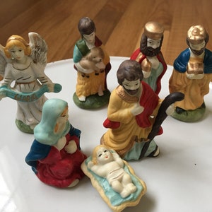 Nativity set - minus a king