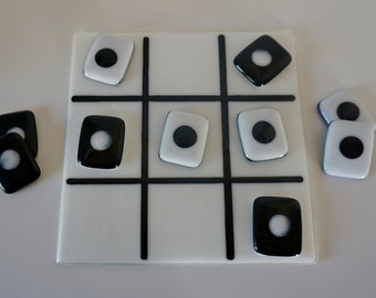 Jeu de société Tic Tac Toe en verre fondu