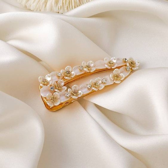 Bridal Floral pearl and diamante hair clip ivory flowers