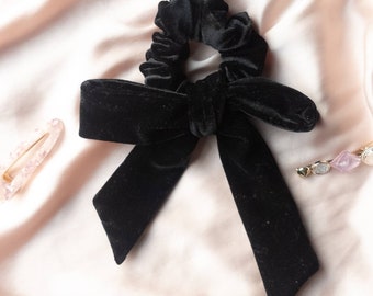 Black velvet bow scrunchie | bow scrunchie