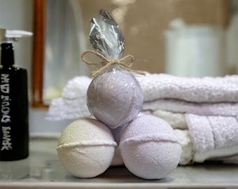 Handmade Bath Bomb - Love Spell
