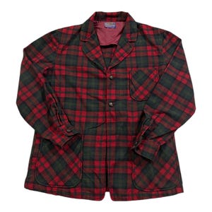 Chaqueta vintage Pendleton de lana virgen con bolsillo delantero y diseño de tartán, talla L.