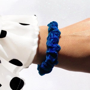 Skinny Scrunchie Velvet Exercise Scrunchy Hair Tie to Keep Ponytail Firmly in Control and Reduce Hair Breakage Scrunchies for Working Out