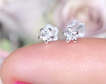 WINZIGE Sternen Ohrringe, zierliche Sterling Silber Ohrstecker