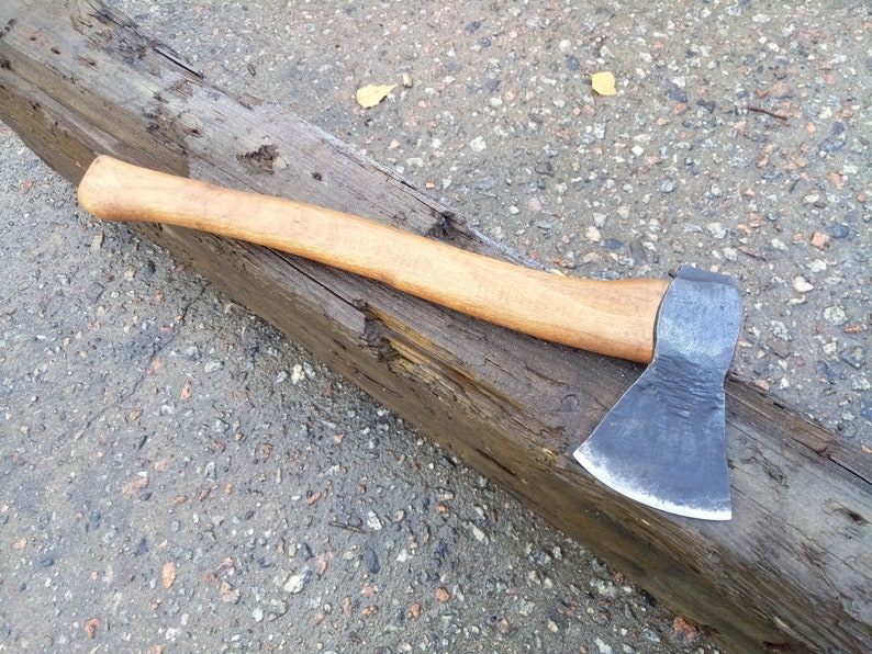 Forged ax Helper