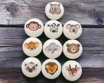 Cute Safari Animals handmade Wooden Drawer Knobs: Jungle Nursery Decor door knobs. Children’s bedroom door handles with cute animal faces.