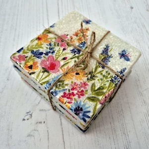 Colourful Floral Marble Coasters: Rustic Cottagecore Set of 4.  Wildflower design chunky stone coaster set. Gift for garden lovers.