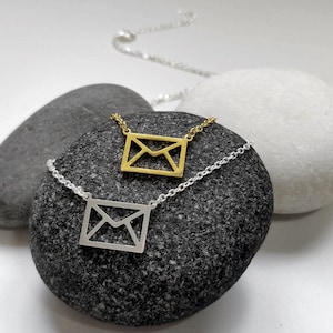 Sobre de carta de amor, regalo de aniversario, regalo de graduación, regalo conmemorativo, encanto de sobre, regalo de San Valentín, carta de te amo, colgante de mensaje