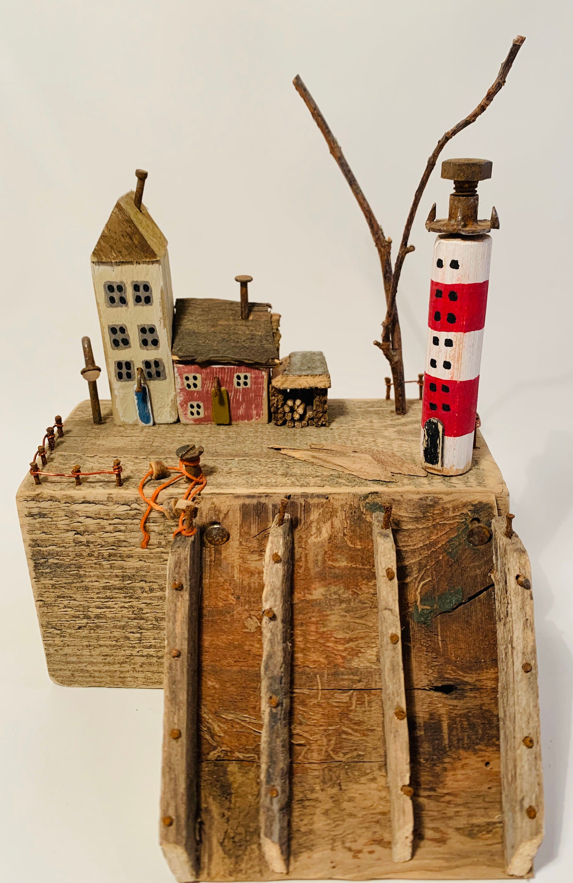 Una hermosa y única casa artesanal de madera a la deriva que | Etsy