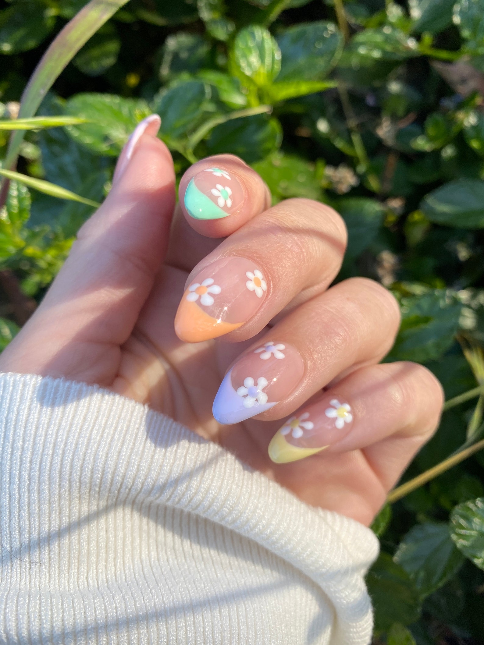 Abstract French Tip Nails In Pastel Press O