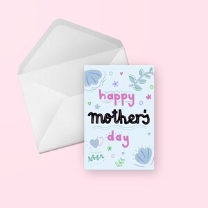Tarjeta de felicitación con dibujos del día de la madre, bonita tarjeta azul ilustrada dibujada a mano con letras, interior en blanco