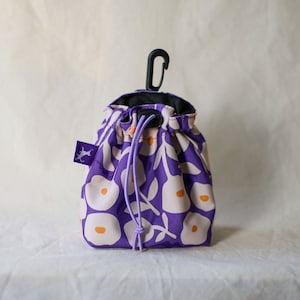 Dog treat Tasty Bag, EGGS Dog Treat Pouch, Puppy Treat Training Bag, Waterproof Dog Trainer pouch, Dog Lover Gift