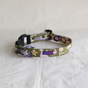 Adjustable dog collar GOOSE pattern, khaki unisex dog collar buckle, animal dog collar for stylish dog, goose pattern dog collar