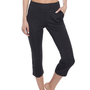 ClaraNY Comfortable Athleisure Capri Yoga Gym Travel Lounge pants with pockets #Black#Made in USA#Bi-Stretch
