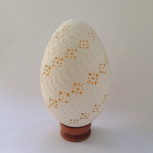 Ukrainian Goose Egg Pysanka: infinity