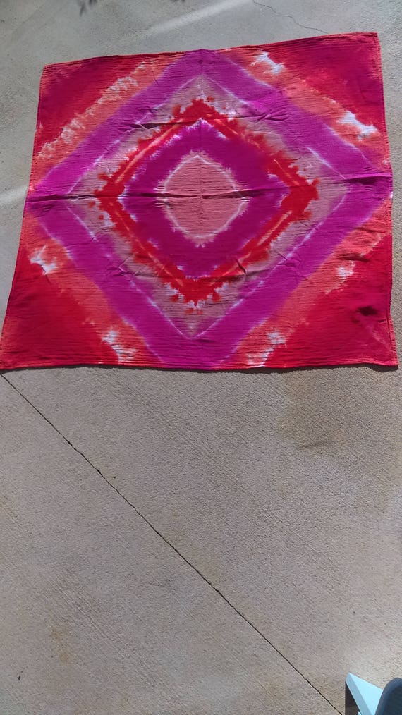 Folding Tie Dye Tapestry Patterns - Tapestry Ideas 2020