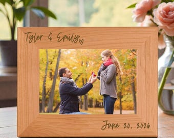Personalized Wedding Gift Picture Frame | Engagement Photo Frame | Anniversary Gift | Wedding Gift | Gift for Couple | Mr and Mrs Gift