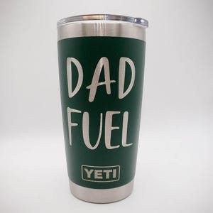 Vaso YETI Rambler grabado con Dad Fuel / Regalo para el Día del Padre / Taza personalizada para papá / Taza de café divertida para papá / Regalo para esposo / Café para papá imagen 8