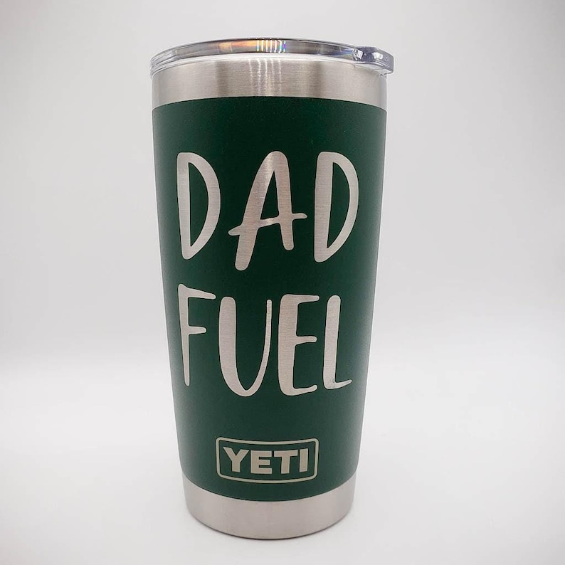 Vaso YETI Rambler grabado con Dad Fuel / Regalo para el Día del Padre / Taza personalizada para papá / Taza de café divertida para papá / Regalo para esposo / Café para papá imagen 8