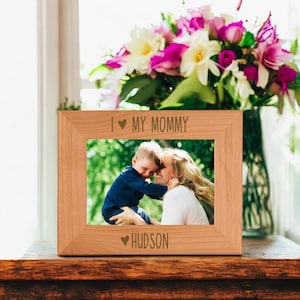 I Love My Mommy Picture Frame | Custom New Mom Gift | Personalized Photo Frame | Mother&#39;s Day Gift | Baby Gift for Mom | Engraved Mom Frame