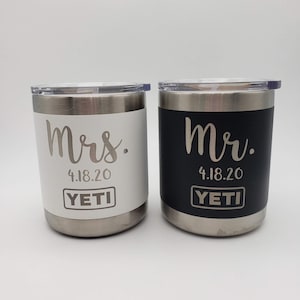 Gobelet gravé M. et Mme YETI | Gobelet gravé | Cadeau de mariage | Cadeau de fiançailles | Gobelet Mariée | Gobelet YETI | Cadeau nuptiale de douche