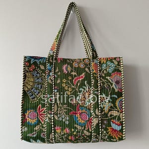 Large Cotton Quilted Tote Shoulder Bag, Floral Print Washable Overnight Bag, Eco friendly Yoga Shopping Beach Boho Weekender Bags