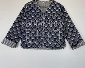 ハンドメイドリバーシブルフローラルキルティングジャケット、インド