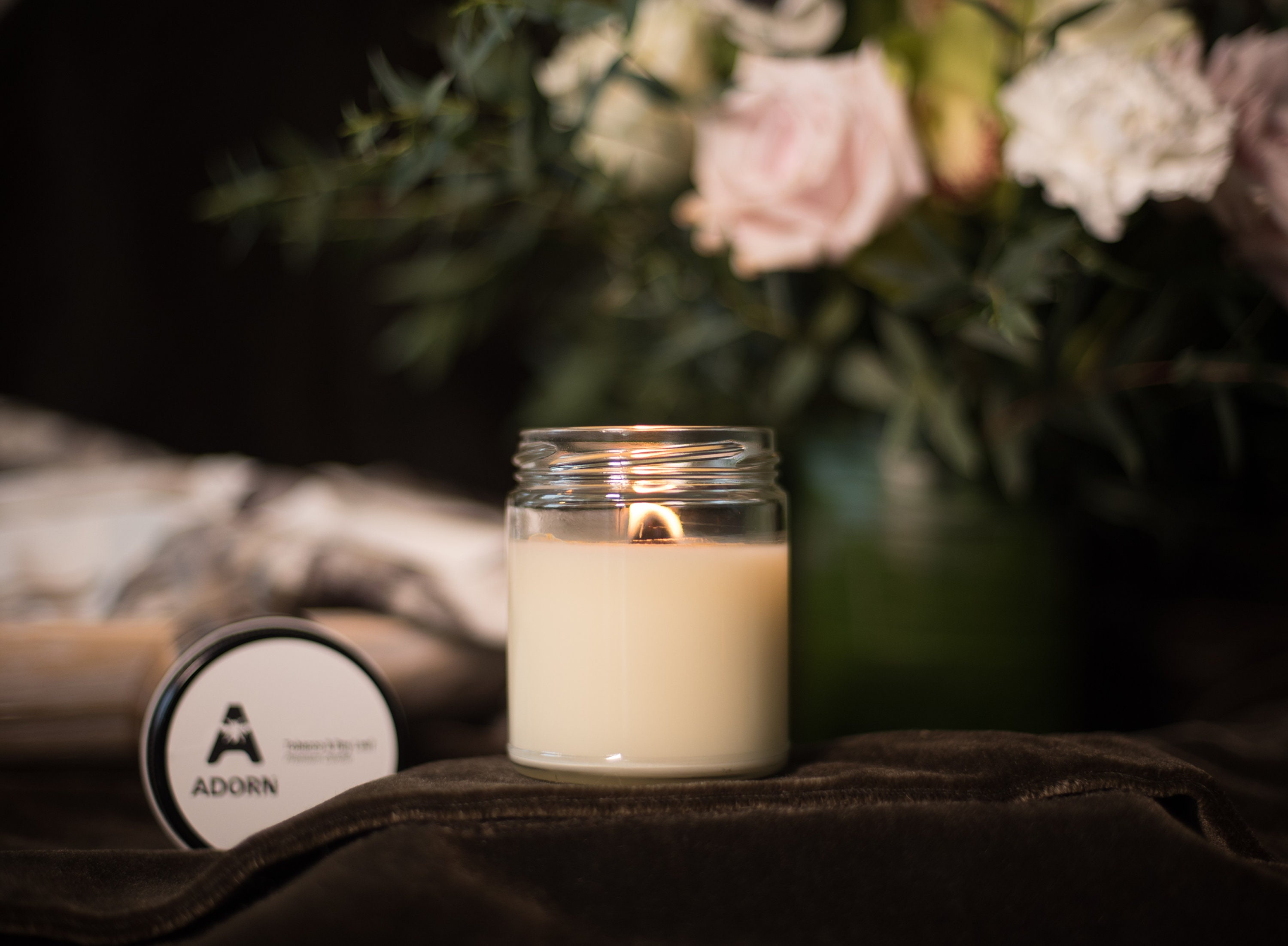 Candle | Tonka & Oud Candle | handcrafted small batch scented wood wick candle