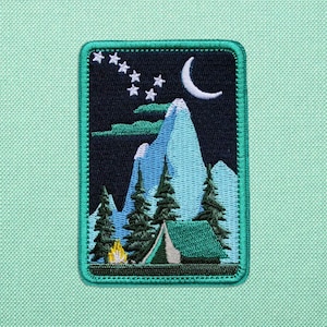Mountain camping velcro patch for backpacks, embroidered travel outdoor patch