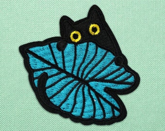 Cute black cat patch, Flower plant iron on patch, Embroidered nature patch for jackets