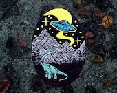 New World Patch - Embroidered - Iron On - Dinosaur Patch, Alien Patch, Planet Patch, Jurassic Patch, UFO Patch, Outer Space Patch, Explore