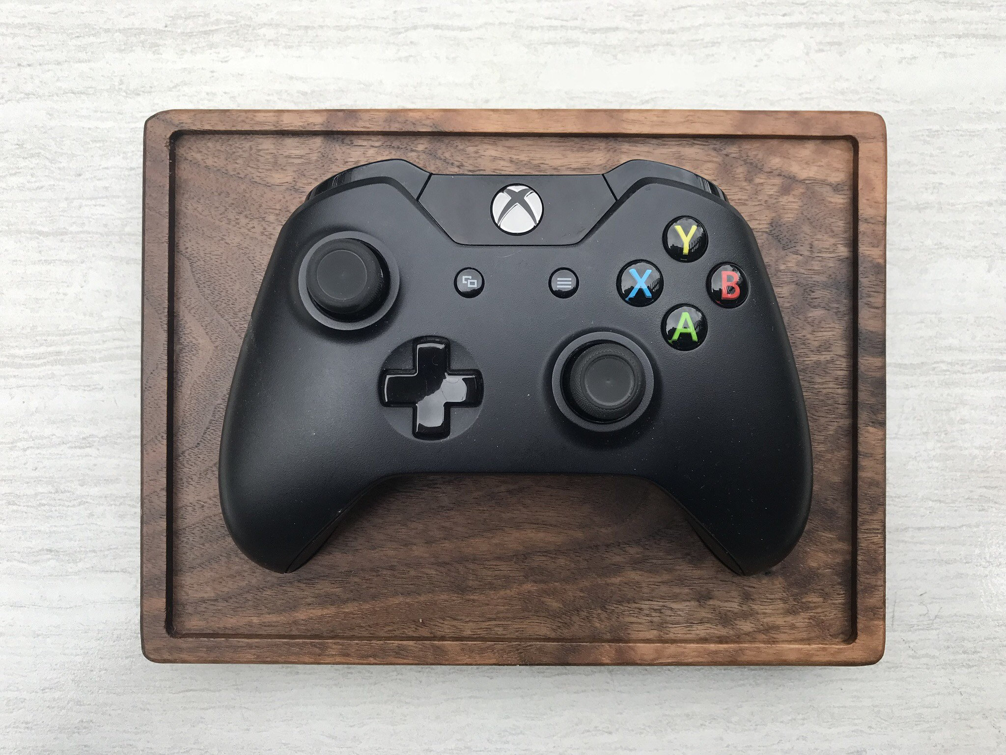 Xbox One Controller Holder (Holds 1)