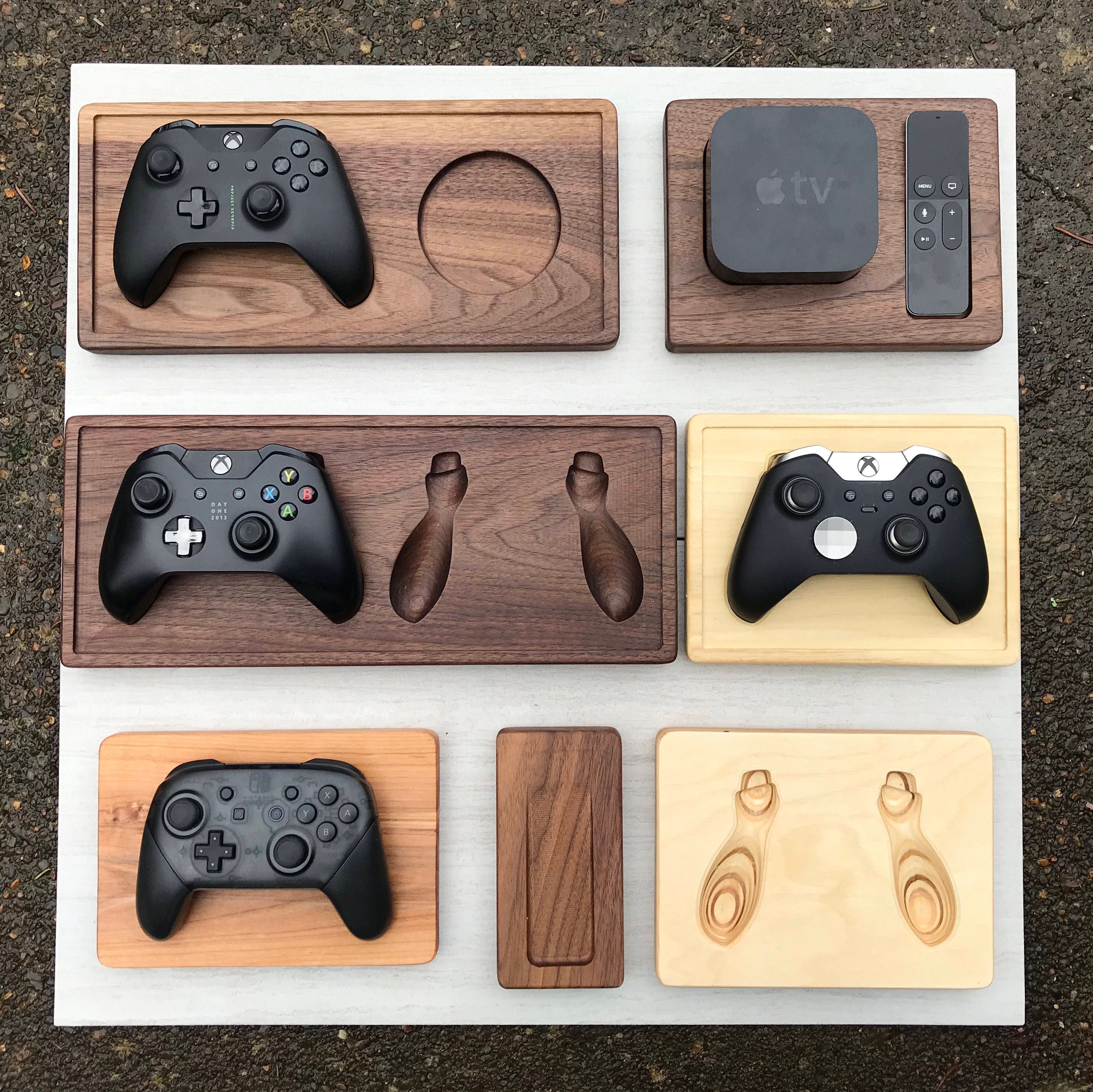 Nintendo Switch Pro Controller Holder (1 Controller)