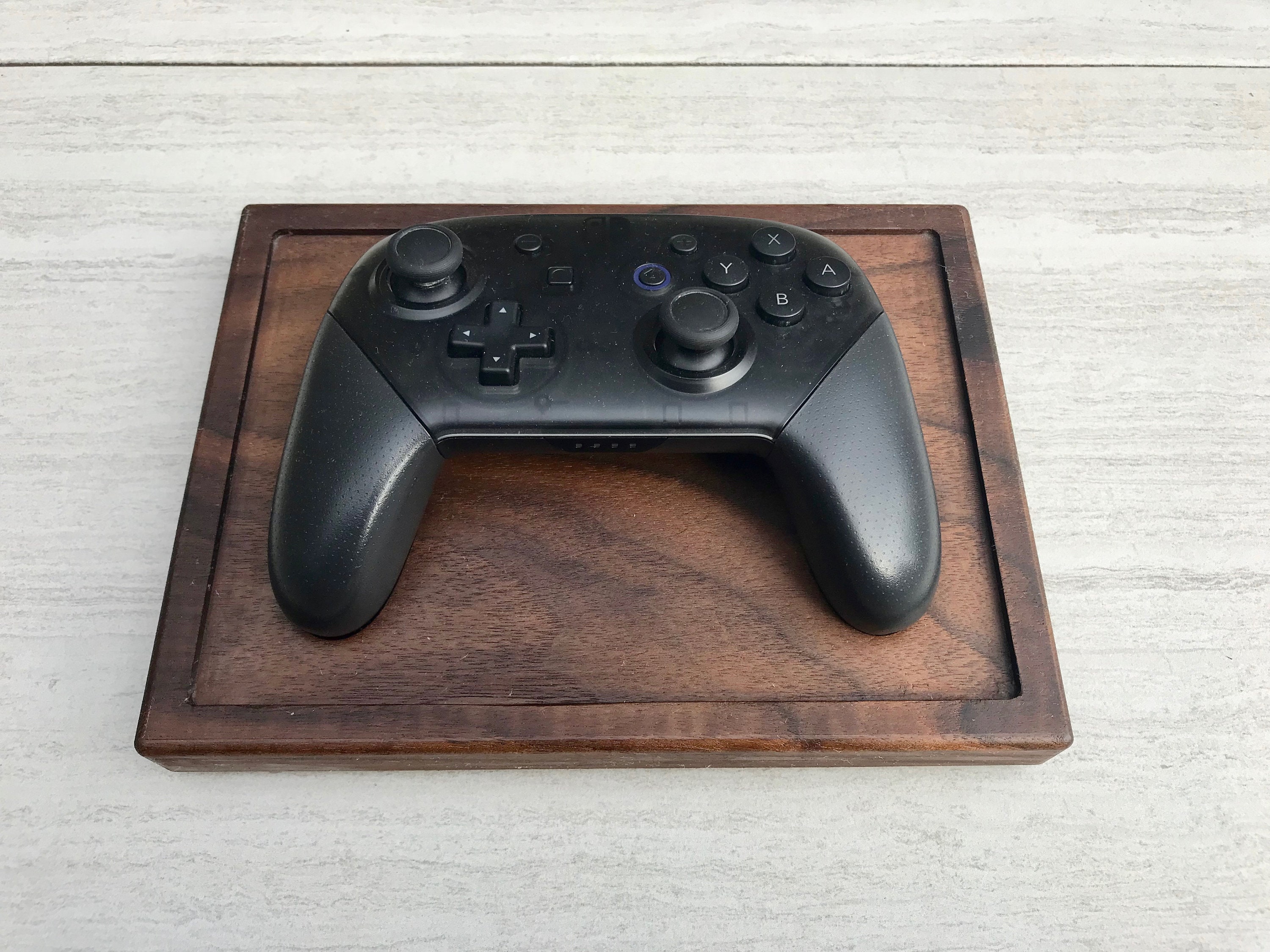 Nintendo Switch Pro Controller Holder (1 Controller)