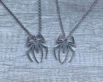 Silver Spiderman Spider Stainless Steel Super Hero Symbol Necklace Gift Bag Silver Spiderman Spider Stainless Steel Super Hero Symbol Necklace Gift Bag