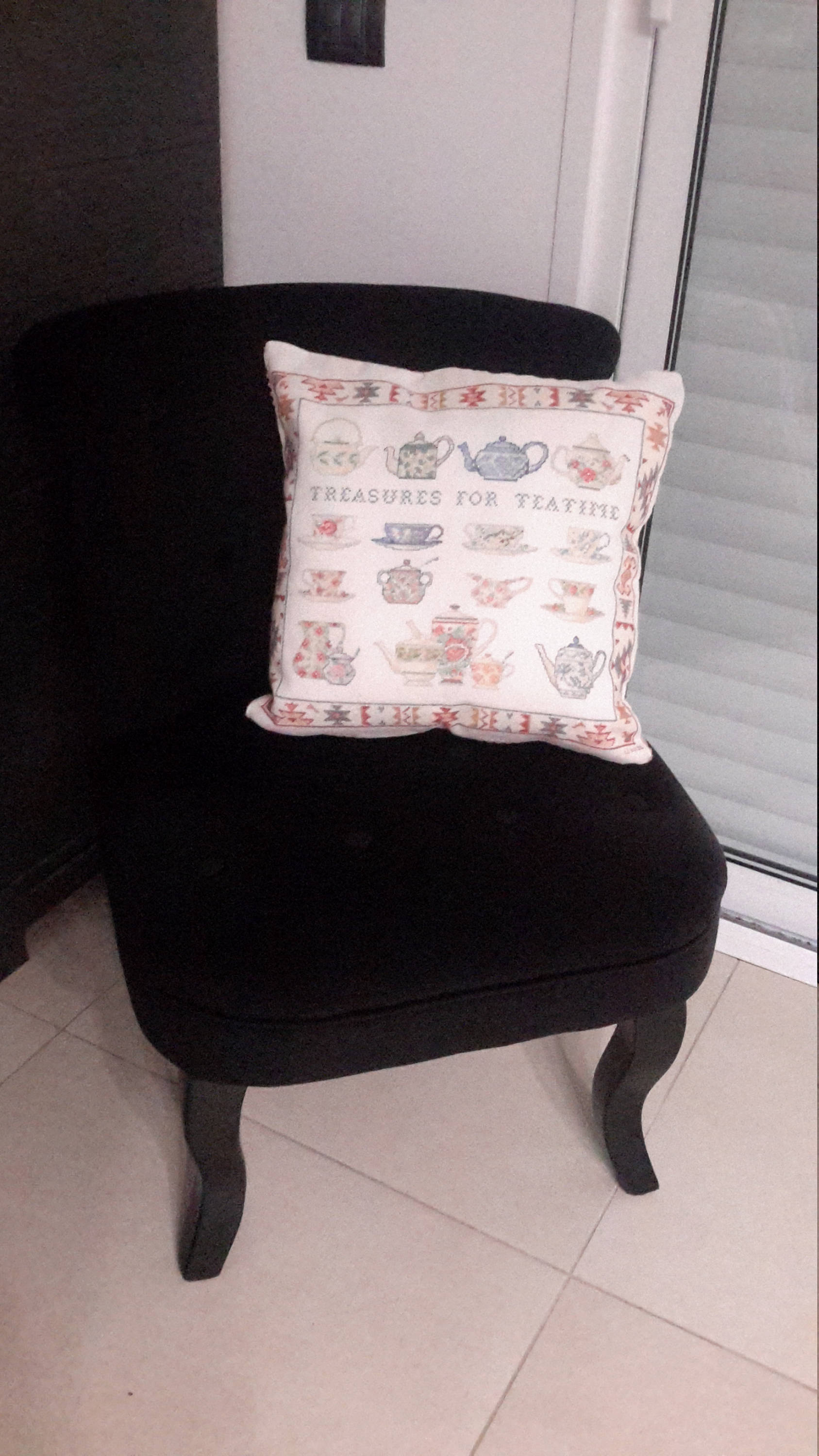 Coussin Shabby Chic Point Compté