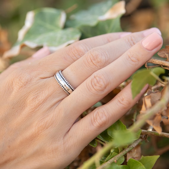 Sterling Silver Spinner Ring - Hammered Sterling Silver Fidget Ring - Stress Relive Meditation Ring- Anxiety Ring - Stacking Spinning Ring
